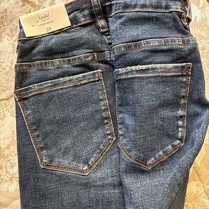 Laulia Jeans